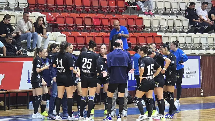 Denizin Kızları devreyi galibiyetle kapattı