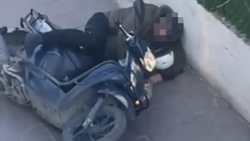 Düşerek başından yaralandı