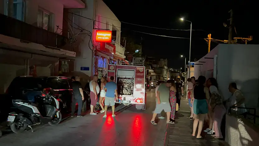 Eskiçeşme mahallesi'nde korkutan patlama: Ev alev aldı