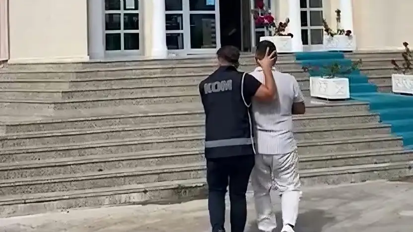 FETÖ üyeliğinden aranan hükümlü operasyonla yakalandı