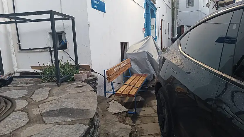 Kamu elektriğiyle şahsi araç şarjı iddiası tepki çekti