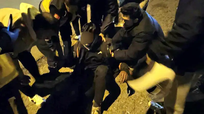 Kontrolden çıkan motosikletin sürücüsü yaralandı