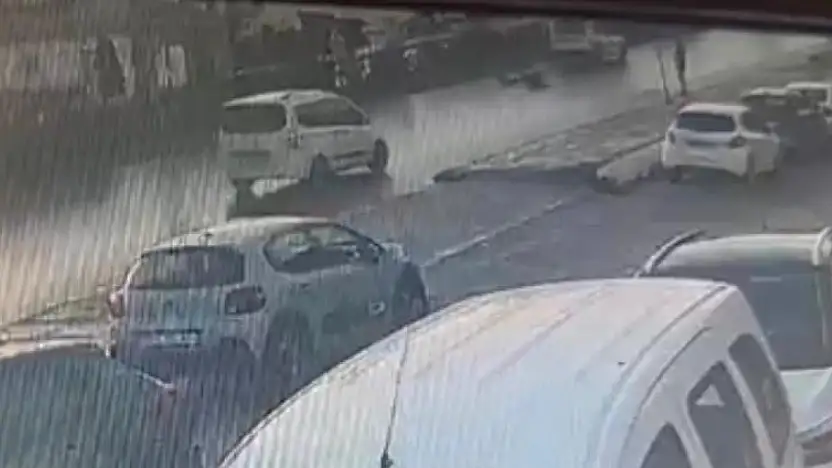 Korkutan kaza anı kameralara yansıdı