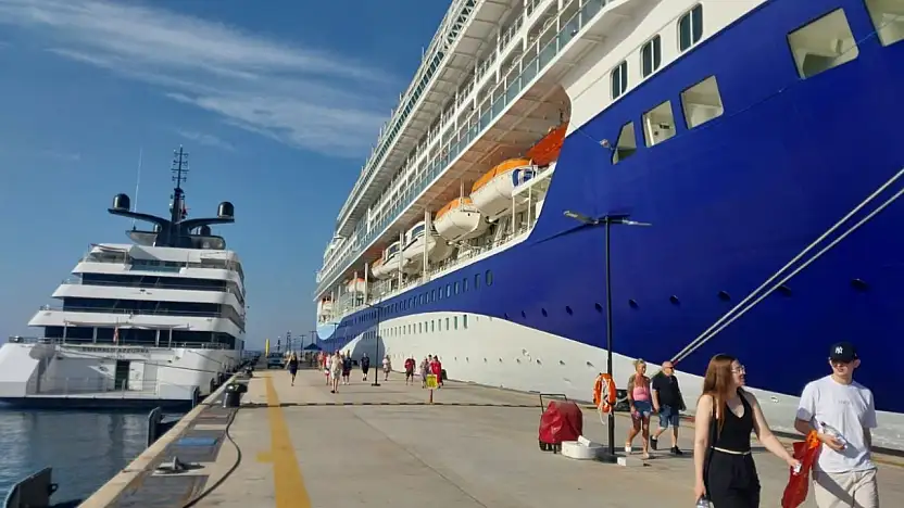 Kruvaziyer sezonu hız kesmiyor