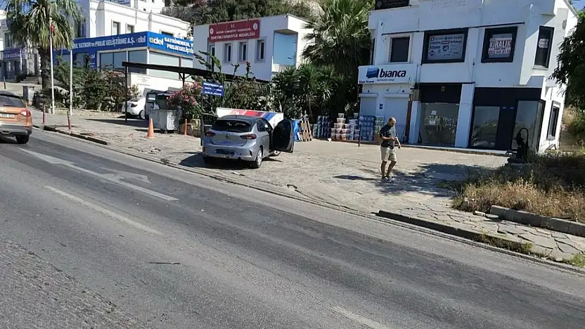 Motosiklet otomobile çarptı bir kişi yaralandı