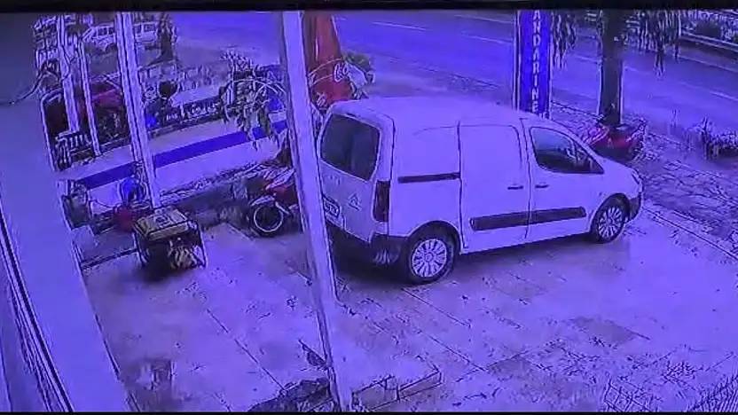 Motosikletli yaklaşık 25 metre sürüklendi