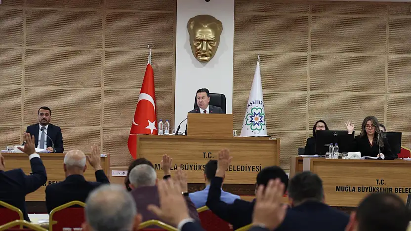Muğla Büyükşehir Belediyesi Kasım ayı meclis toplantısının ilk birleşimi gerçekleştirildi