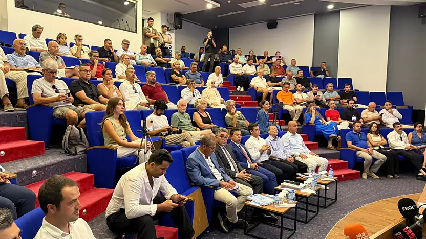 Muğla Büyükşehir Belediyesi'nden Bodrum'da katılımcı bütçe toplantısı: 2026 yılı yatırımları masaya yatırıldı