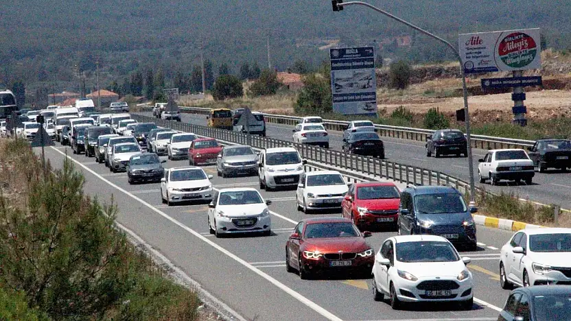 Muğla'da her 4 kişiden 1'inin otomobili var