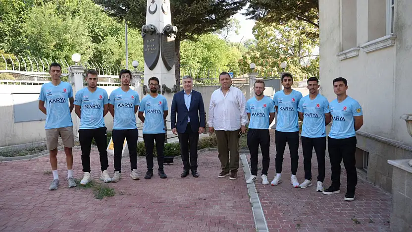 Muğlalı pedalcılar Bulgaristan'da başkonsoloslukta ağırlandı