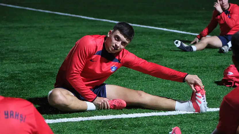 Ortakent yahşi SK'dan profesyonel lige sporcu