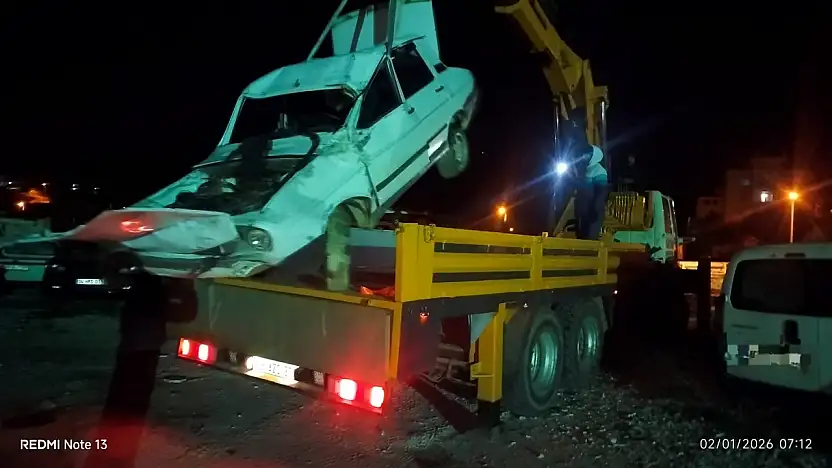 Otomobil şarampole yuvarlandı 1 ölü