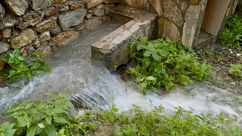 Patlatan da MUSKİ tamir eden de mi MUSKİ