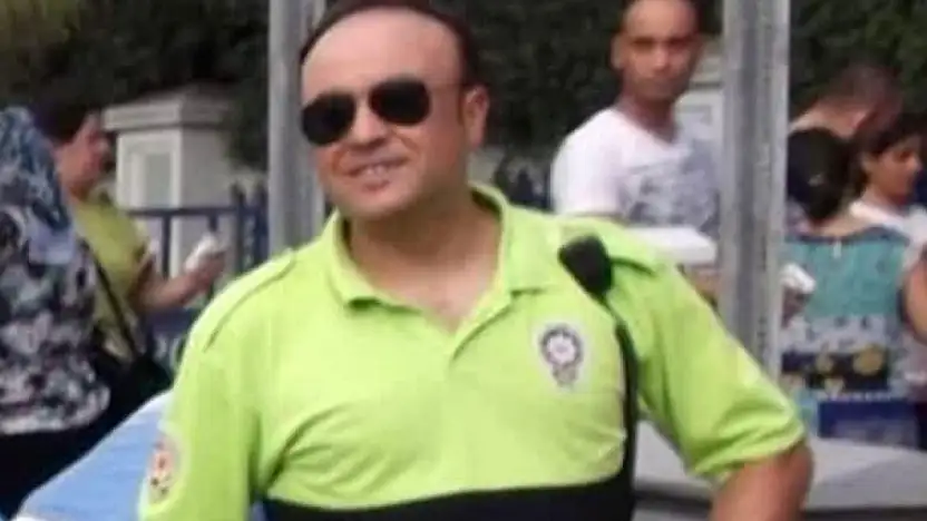 Polis memuru kalbine yenik düştü