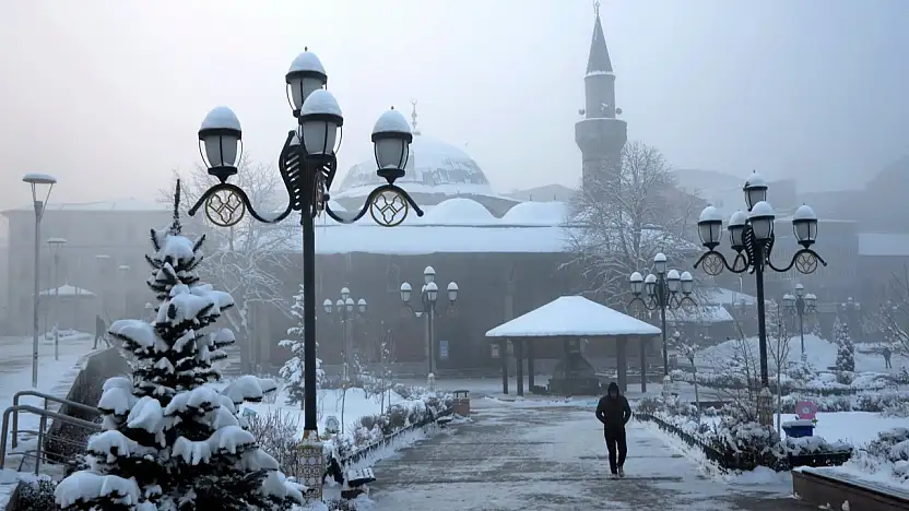 Soğuk doğuda ılık hava Bodrum'da