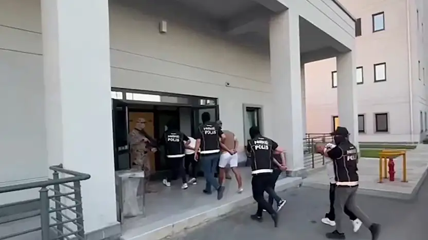 Suç örgütü liderleri Bodrum'da tatilde yakalandı