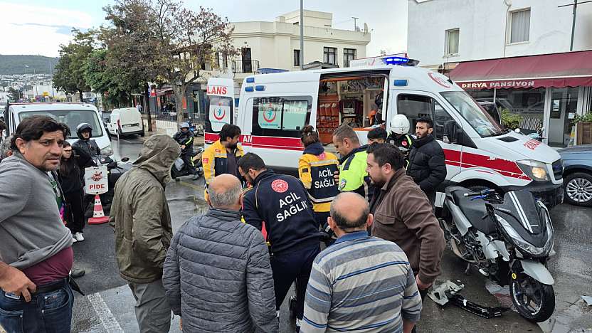 Tek tekerle tehlikeli sürüş kazayla sonuçlandı