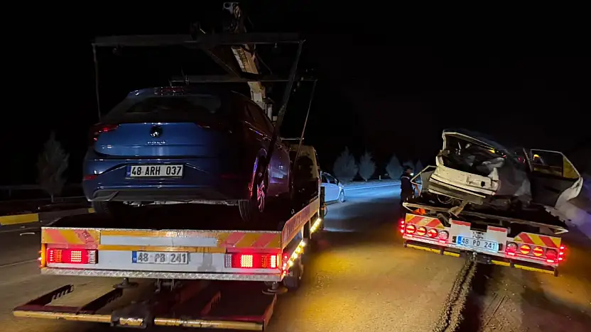 trafik kazası: 2'si ağır 3 yaralı