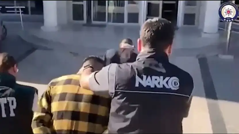 Uyuşturucu ve silah operasyonu ! şüpheliler tutuklandı