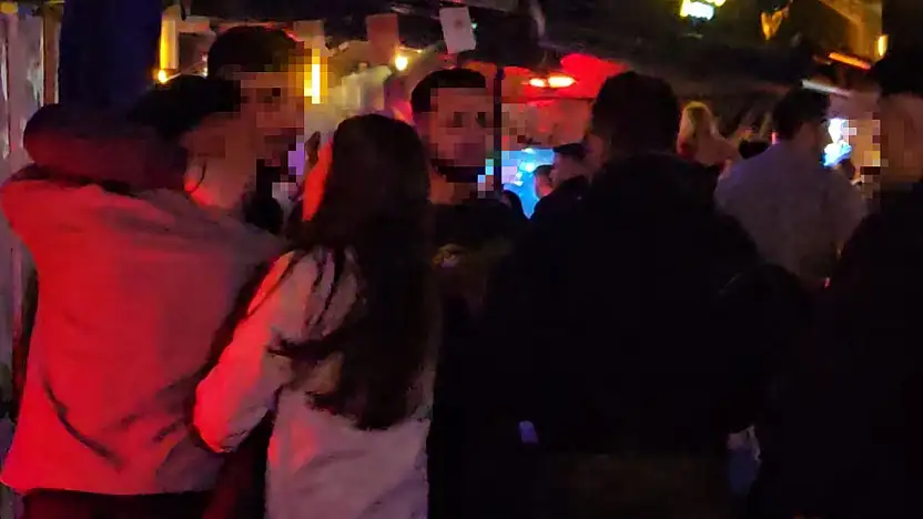 Yeni yıla böyle girildi coşku da vardı kavga da eğlence de