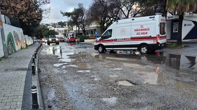 Yoldaki çukur motosiklet kazasına neden oldu