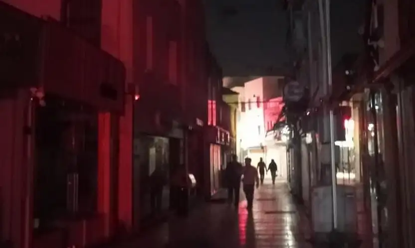 1 aydır süren karanlık tepki çekiyor