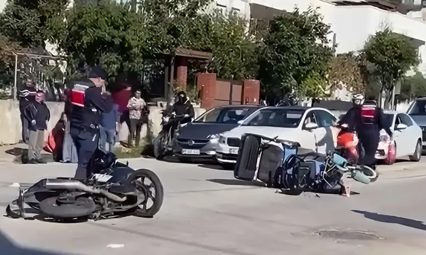 2 motosiklet kafa kafaya çarpıştı 1 ölü