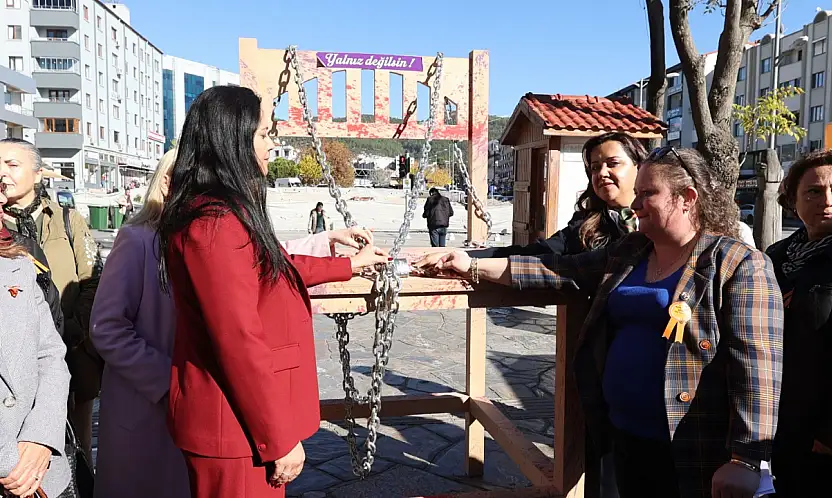 25 Kasım'da tek ses Yalnız Değilsin