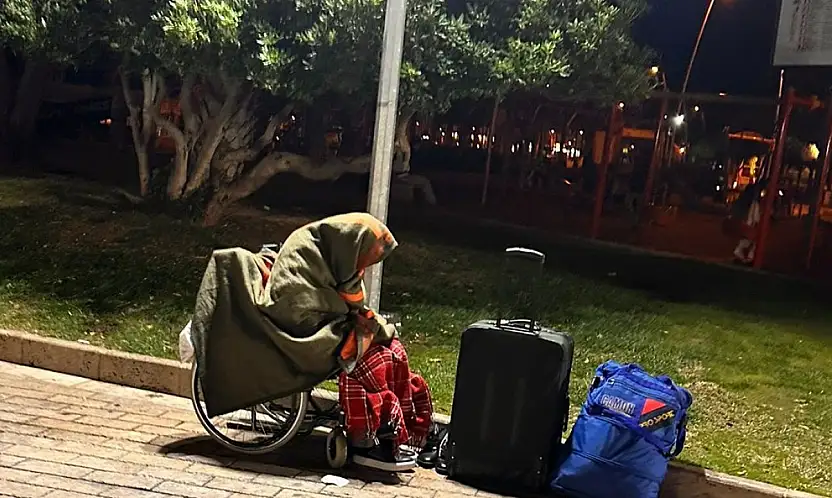 70 yaşındaki Kıbrıs Gazisi ikna edilip aparta yerleştirildi