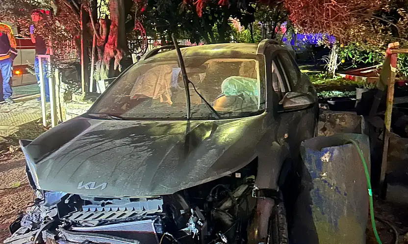 Alkollü sürücü polise direndi: Aracı ben kullanmadım