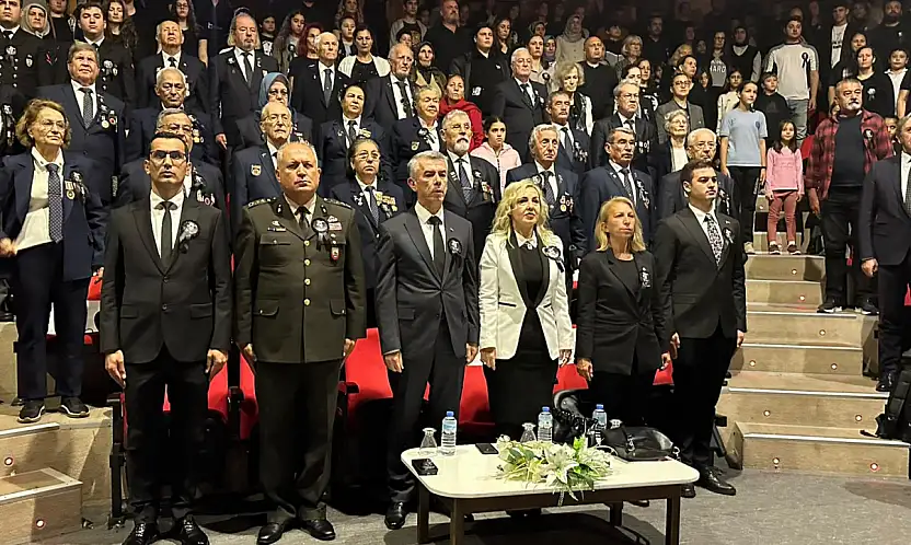 Atatürk'e sonsuz saygı