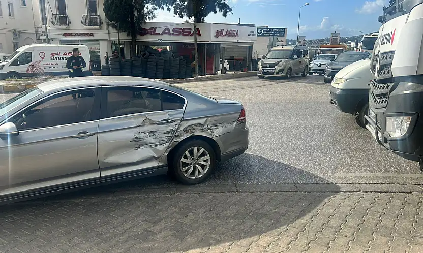 Bitez kavşağı'nda kamyon ile otomobil çarpıştı 1 yaralı