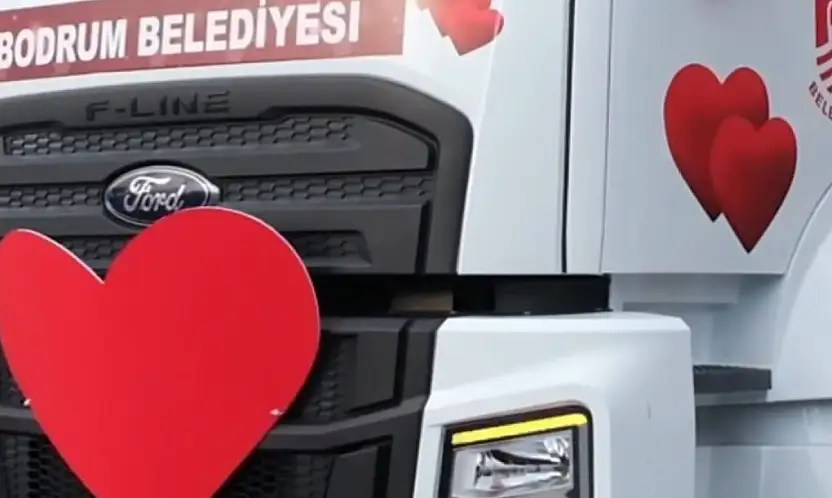 Bodrum Belediyesi'nden sevgililer günü'ne özel meydan etkinliği