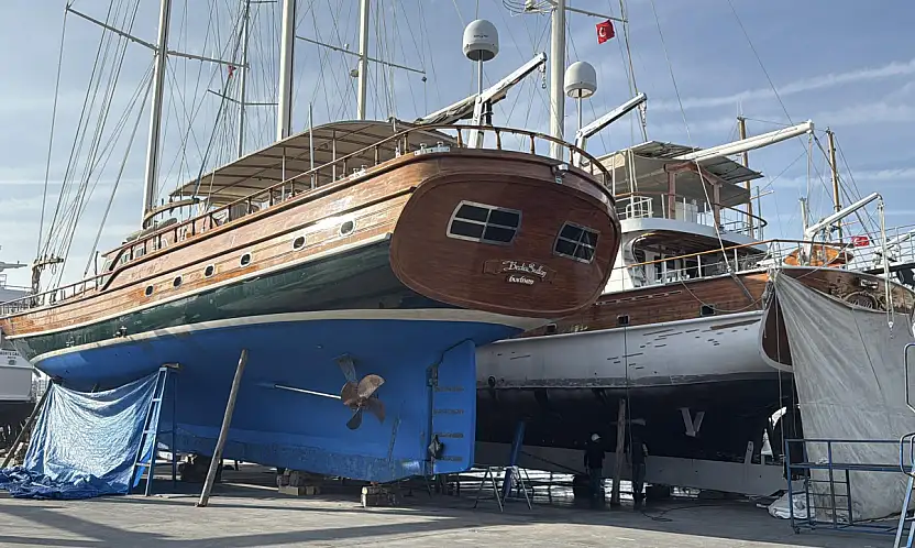 Bodrum'da yat bakımında yoğun sezon tersanelerin doluluk oranı yüzde 100'e ulaştı