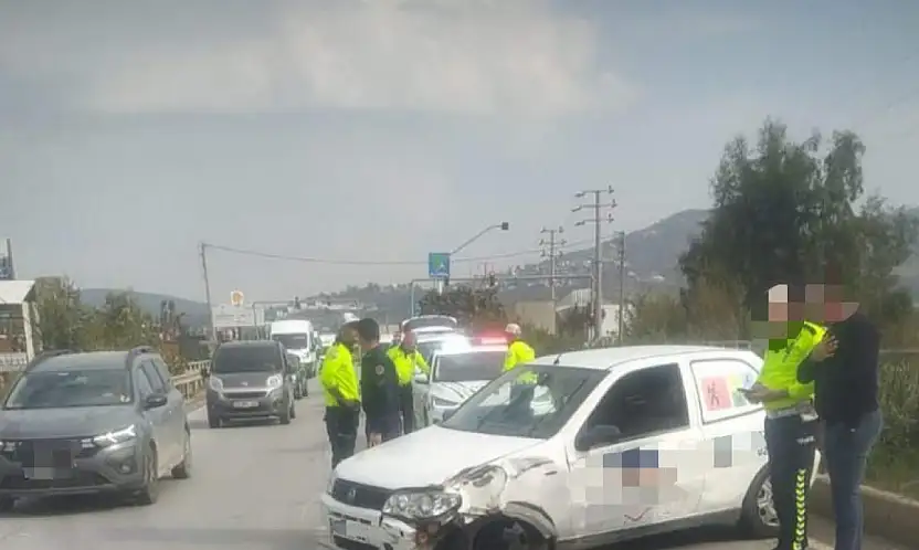 Bodrum-Milas yolunda trafik kazası bir yaralı