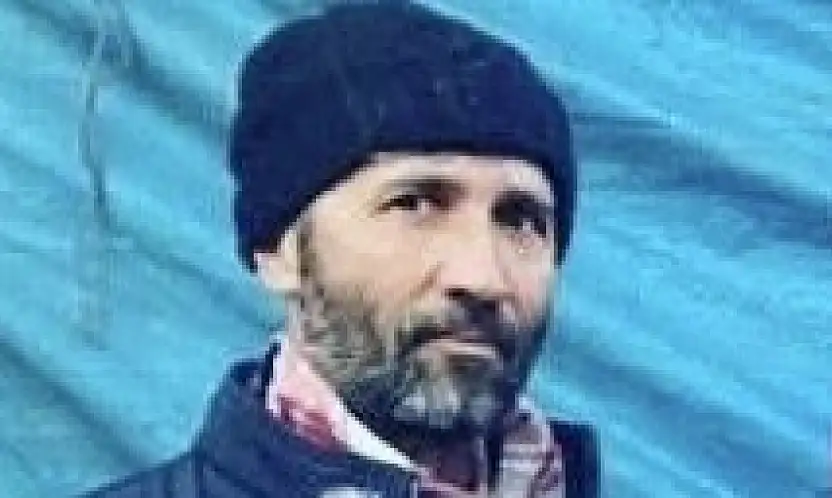 Çatıdan düşen adam hayatını kaybetti