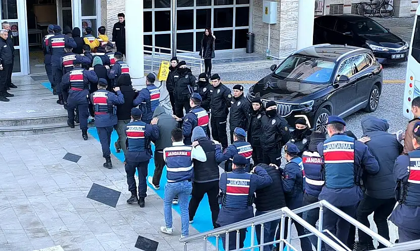 DEAŞ operasyonunda 11 şüpheli tutuklandı