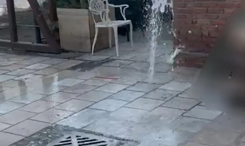 Evlerde su yok, sokaklar göle döndü! MUSKİ yine sınıfta kaldı