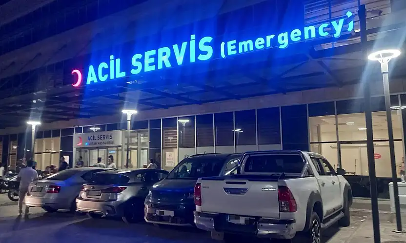 Freni tutmayan kamyon ortalığı savaş alanına çevirdi 1 yaralı