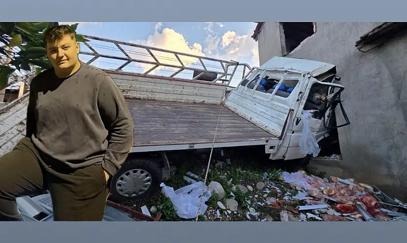 Genç sürücü tüm müdahalelere rağmen kurtarılamadı