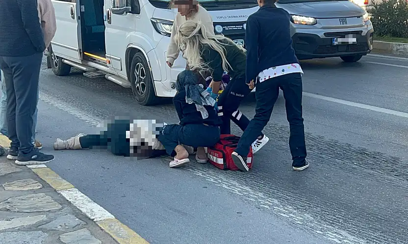 Karşıdan karşıya geçen yayaya motosiklet çarptı