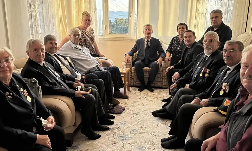 Kıbrıs Gazisi Ali Delice'ye geçmiş olsun ziyareti