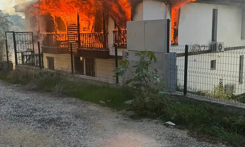 Kısa sürede alev topuna döndü