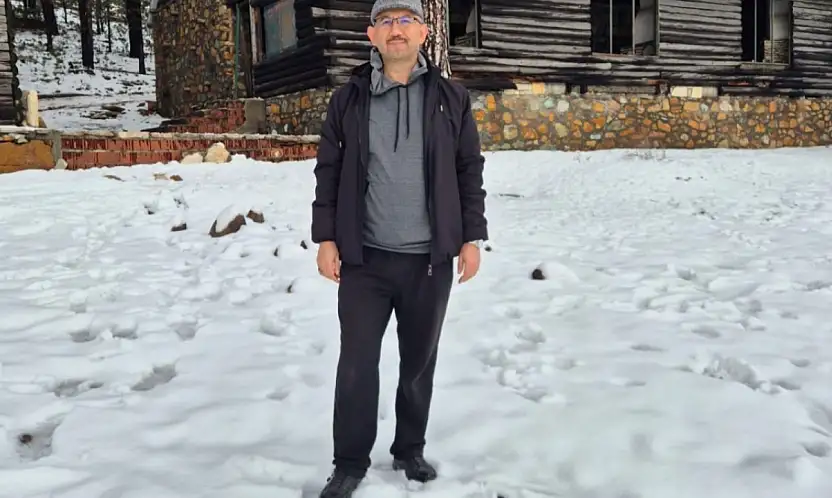 Köyceğiz'e mevsimin ilk karı düştü