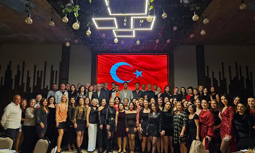 MedLife, Sağlık emekçilerini yılbaşı gecesinde buluşturdu