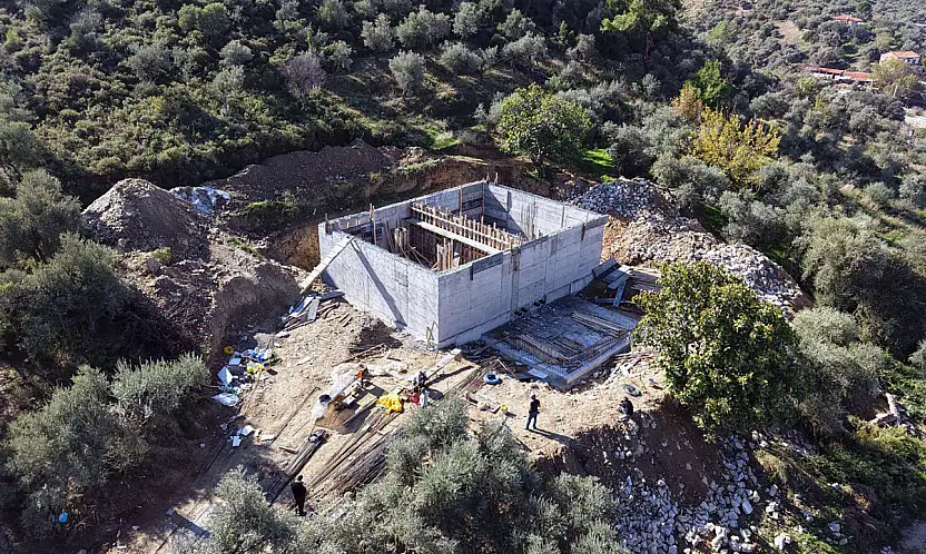 Milas bafa mahallesi'nde içme suyu deposu yenileniyor