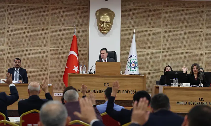 Muğla Büyükşehir Belediyesi kasım ayı meclis toplantısının ilk birleşimi gerçekleştirildi