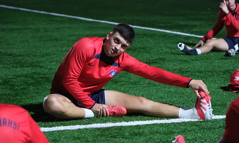 Ortakent yahşi SK'dan profesyonel lige sporcu