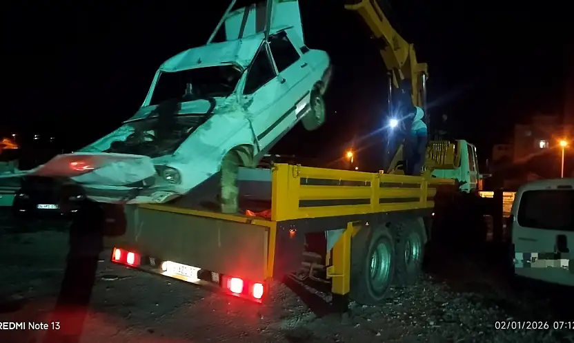 Otomobil şarampole yuvarlandı 1 ölü