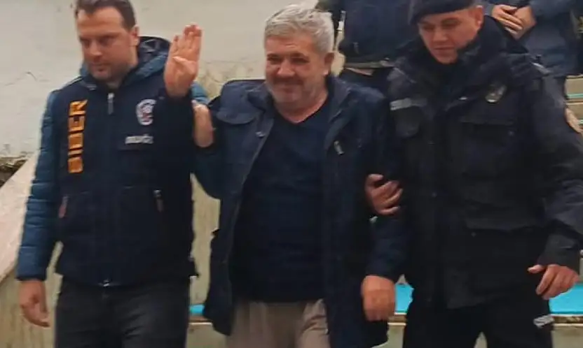 Sakar altı – Sakar üstü fake hesap soruşturmasında tutuklama